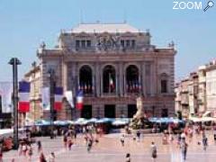 фотография de La Place de la Comédie (Architecture du XIXème siècle)